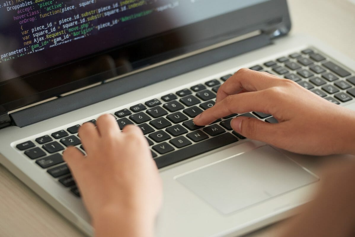 Programmer-working-on-code-533383-scaled